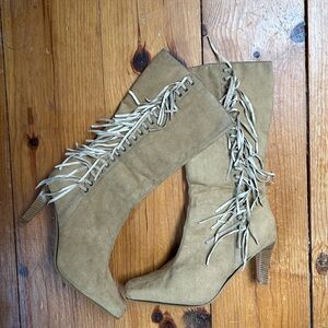 The most incredible vintage fringe boots (barely worn)